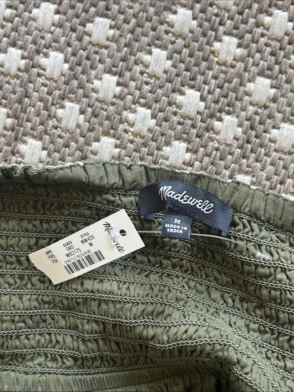 NWT Madewell Plaid Smocked-Waist Mini Skirt in 100% Cotton (M) - Picture 8 of 9